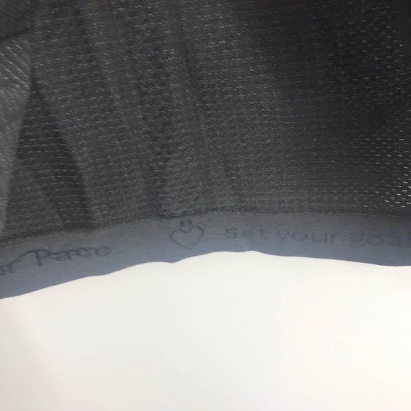 Lululemon swiftly tech long sleeved shirts size 6 - Picture 10 of 14